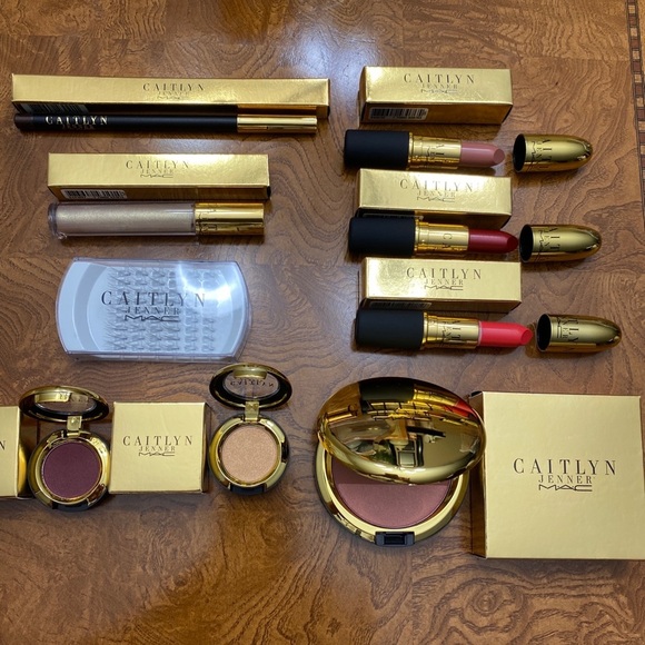 MAC Cosmetics Caitlyn Jenner 8 Piece Set Limited Edition NEW original Boxes.​ - Picture 6 of 10